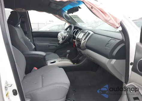 2015 Toyota Tacoma Prerunner V6 из США, поврежденный, VIN 3TMJU4GN7FM193559